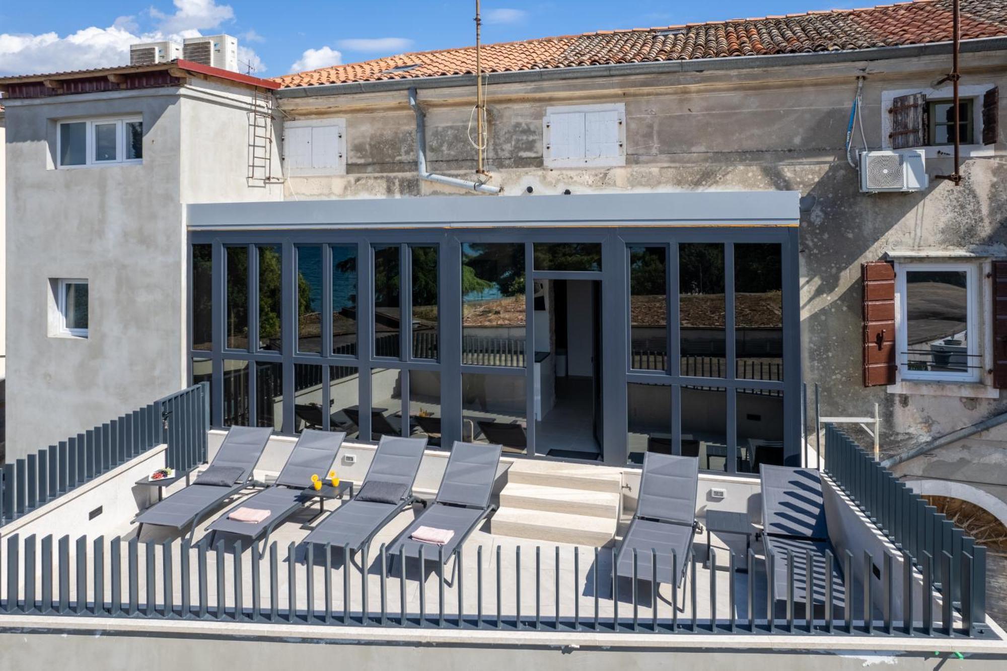 Angel'S Sunrise Apartment Porec Exterior photo